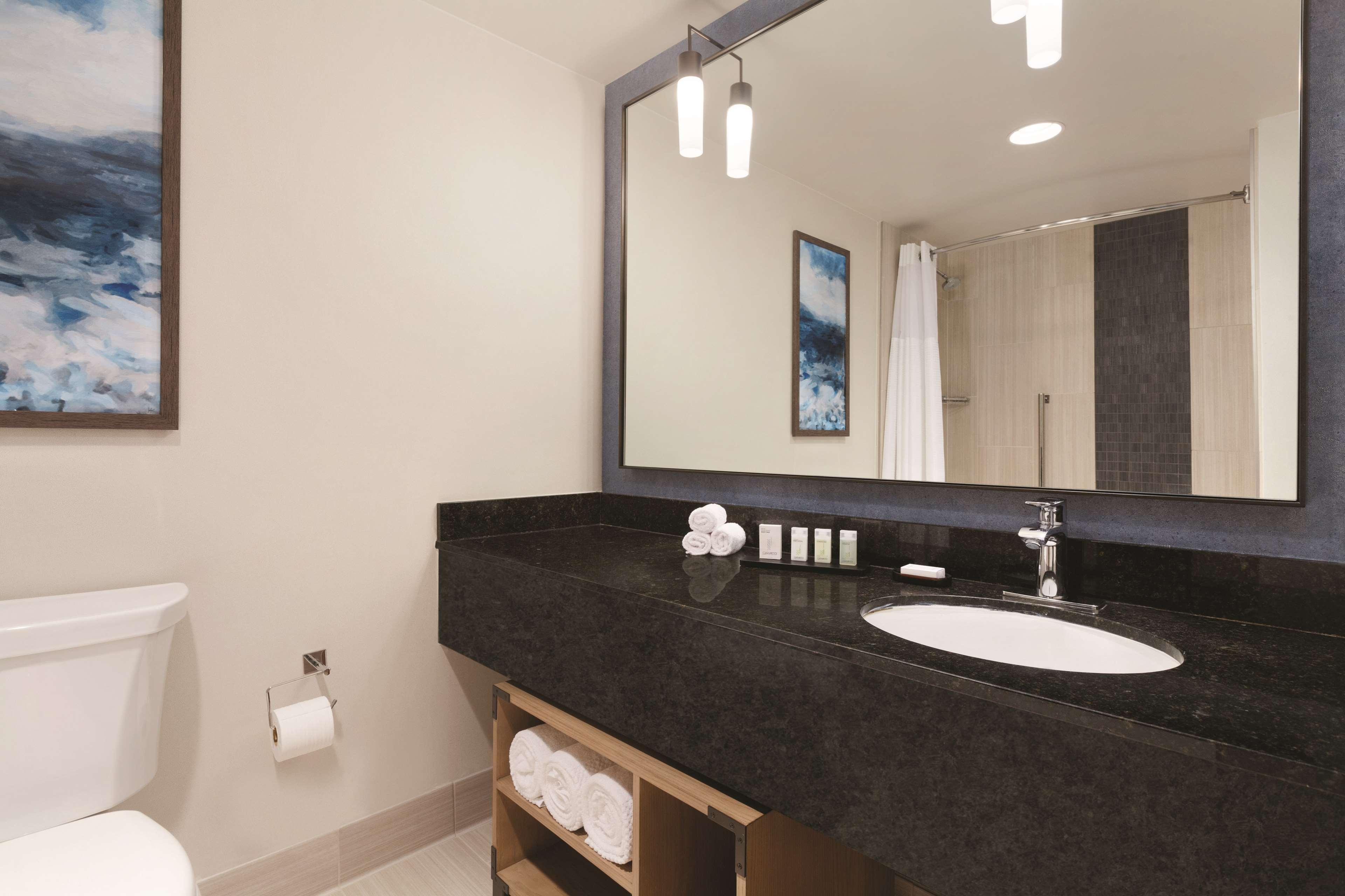 Embassy Suites By Hilton Monterey Bay Seaside Exteriér fotografie