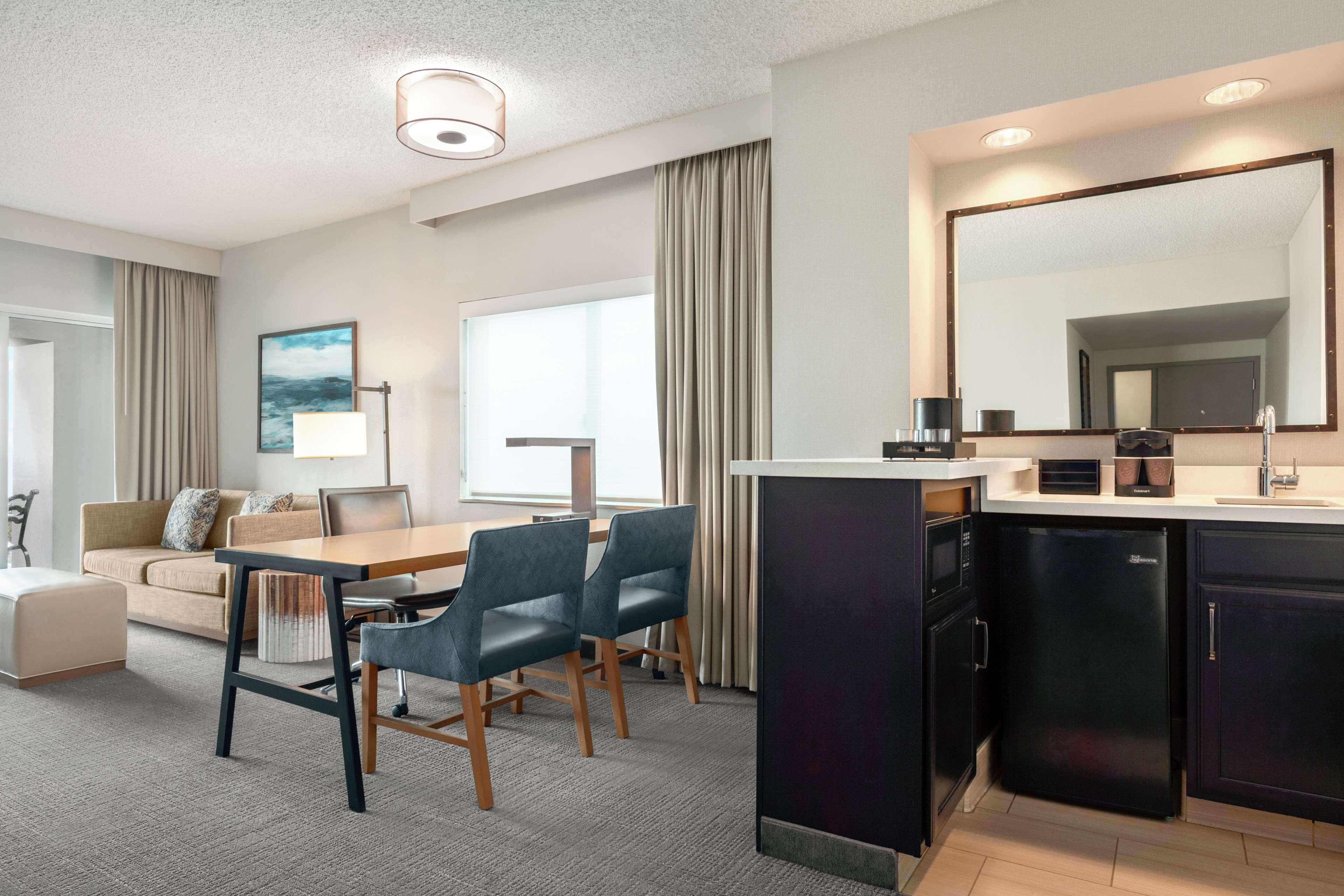 Embassy Suites By Hilton Monterey Bay Seaside Exteriér fotografie