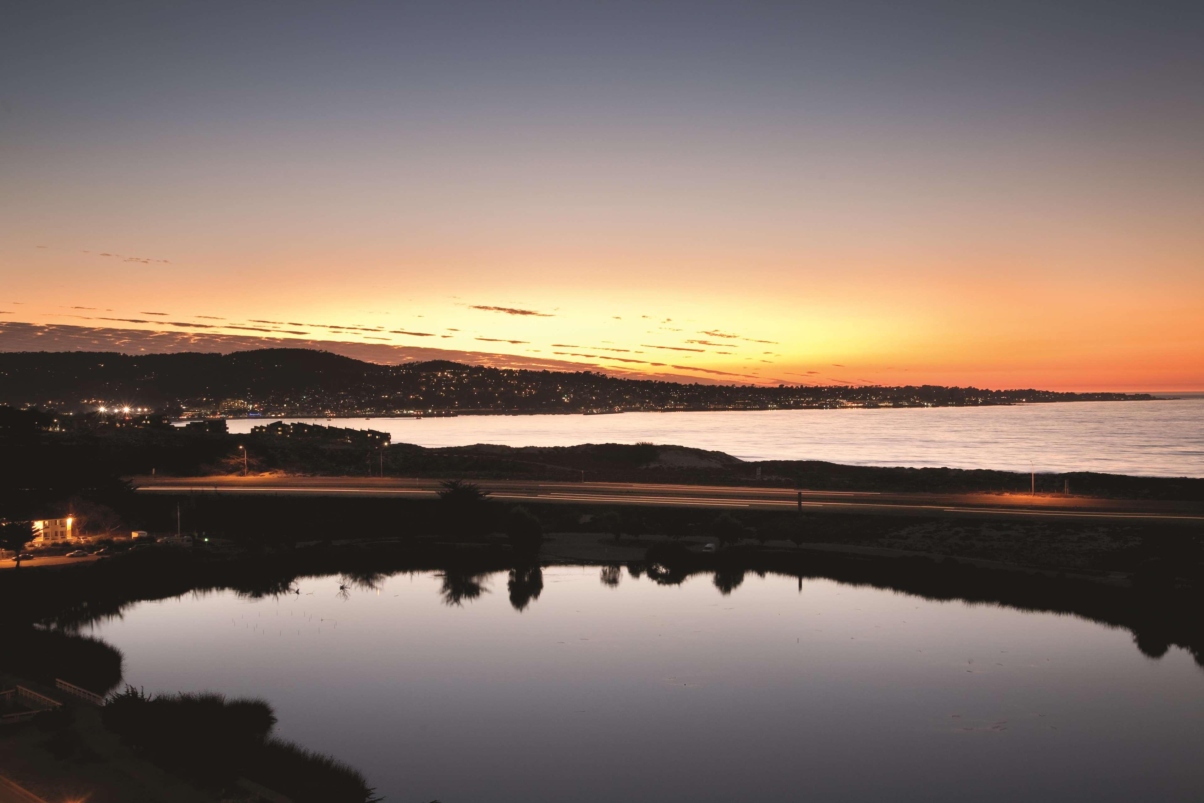 Embassy Suites By Hilton Monterey Bay Seaside Exteriér fotografie