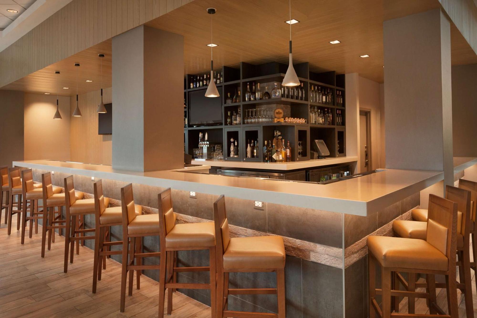 Embassy Suites By Hilton Monterey Bay Seaside Exteriér fotografie
