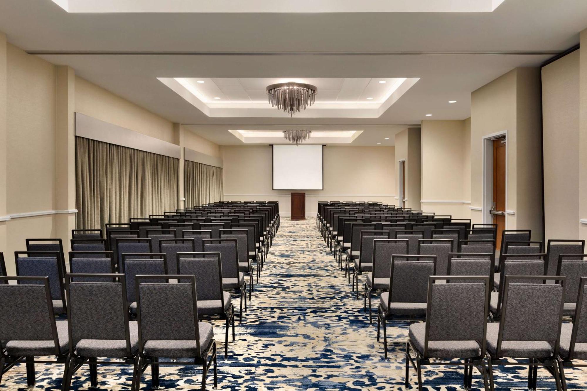 Embassy Suites By Hilton Monterey Bay Seaside Exteriér fotografie