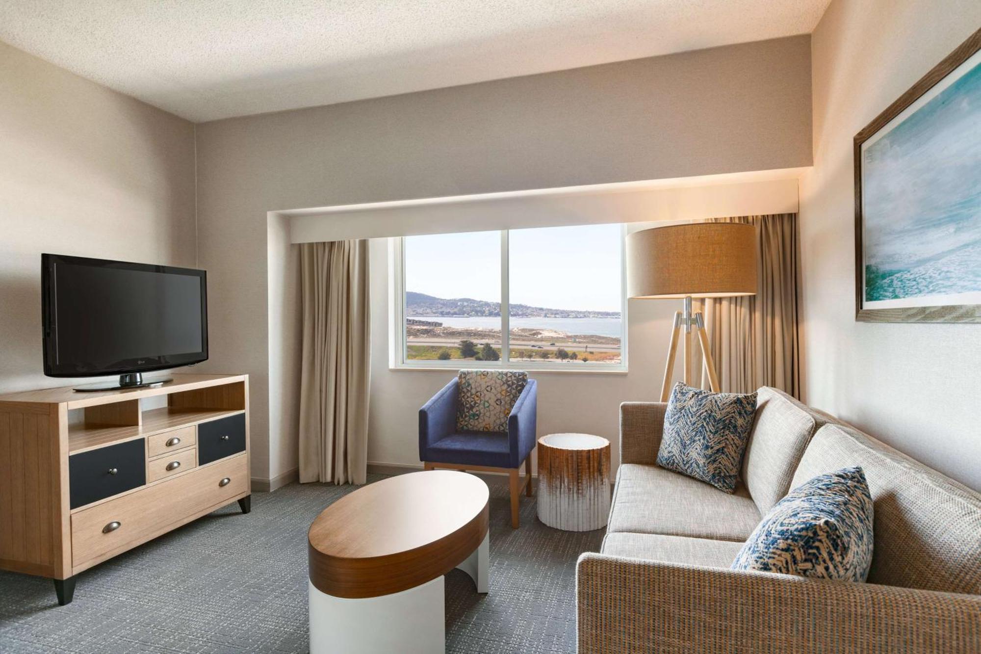 Embassy Suites By Hilton Monterey Bay Seaside Exteriér fotografie