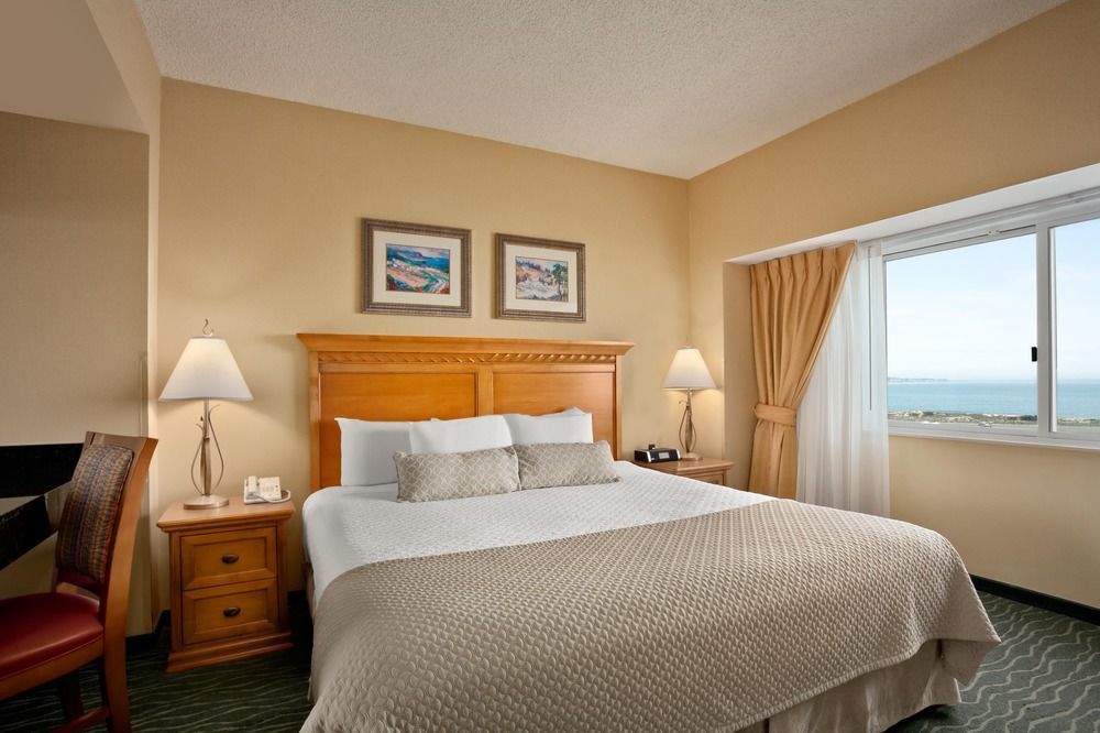 Embassy Suites By Hilton Monterey Bay Seaside Exteriér fotografie